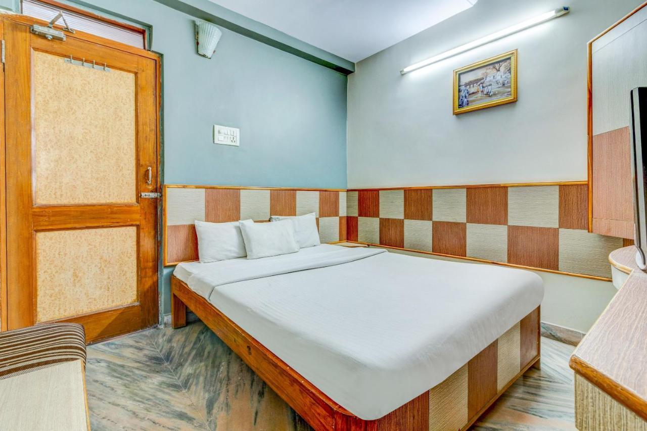 SPOT ON 22114 Hotel Kailash Regency Jamshedpur Buitenkant foto