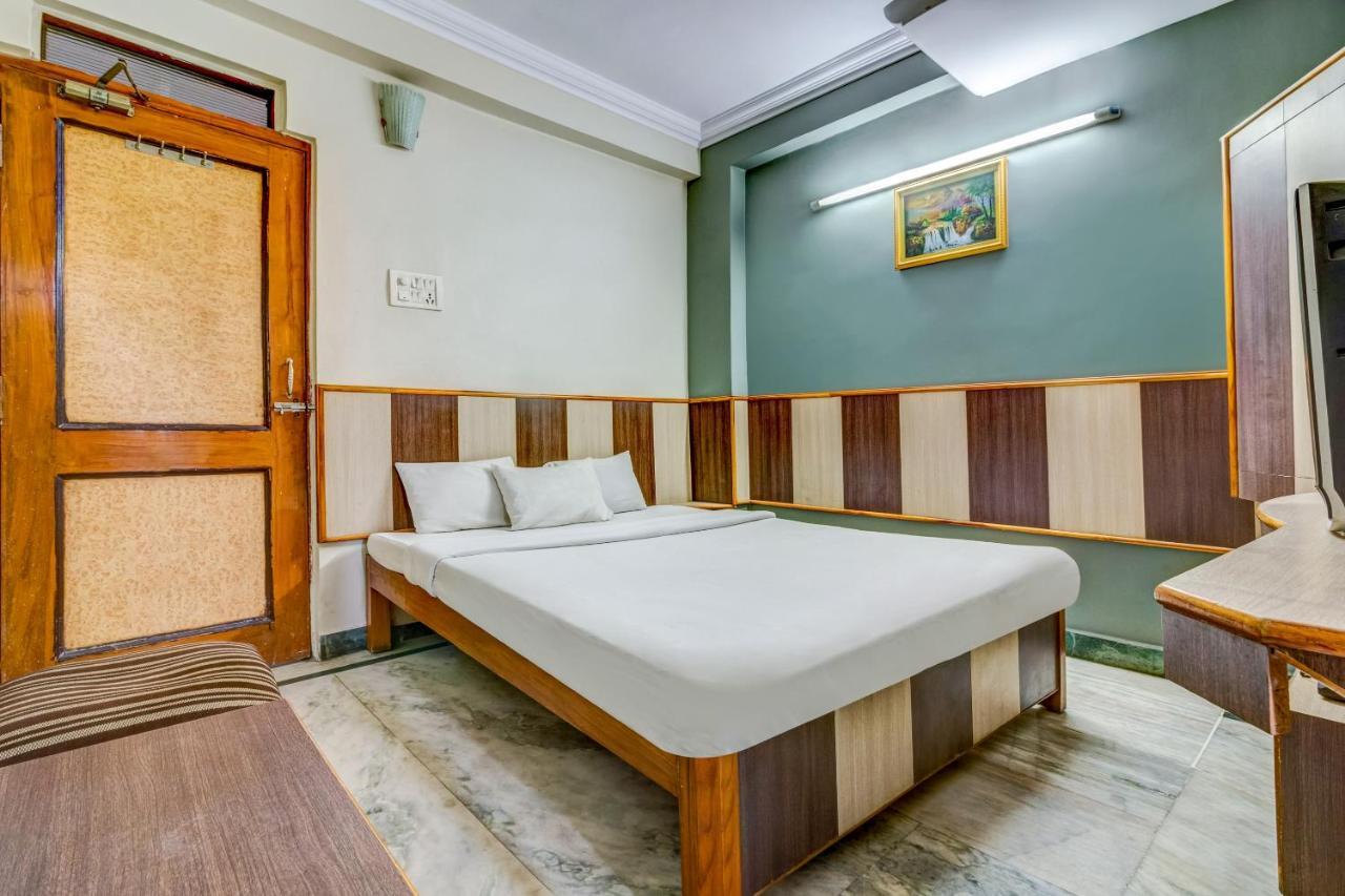 SPOT ON 22114 Hotel Kailash Regency Jamshedpur Buitenkant foto