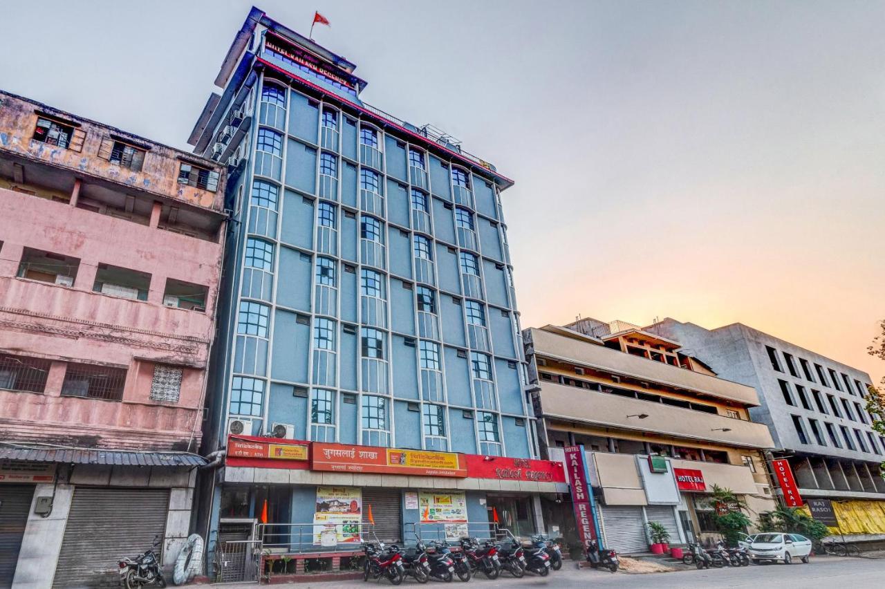 SPOT ON 22114 Hotel Kailash Regency Jamshedpur Buitenkant foto