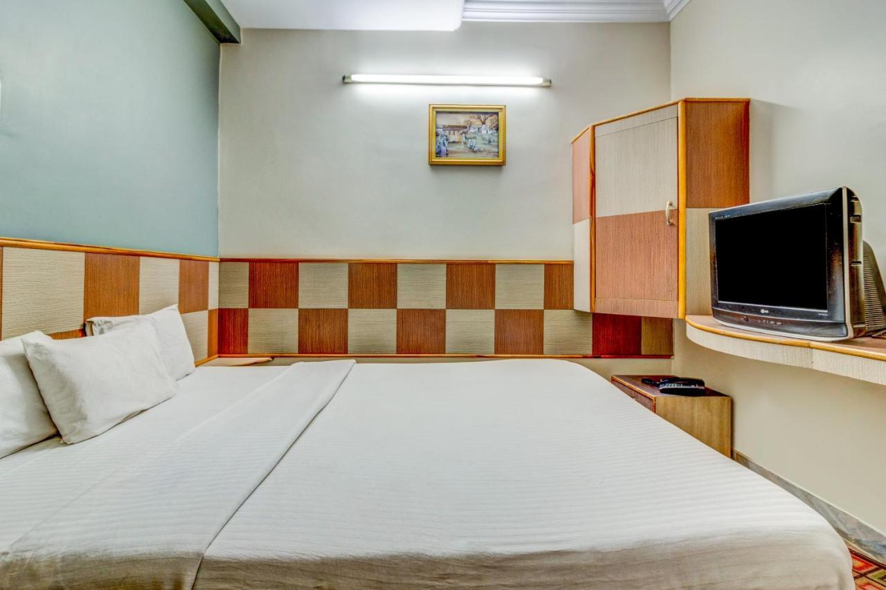 SPOT ON 22114 Hotel Kailash Regency Jamshedpur Buitenkant foto
